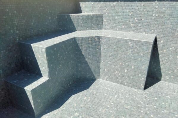 impermeabilisation-et-revetement-avec-les-mosaique-a-valence-3 Imperméabilisation et revêtement avec les mosaïque de pate de verre a Valence